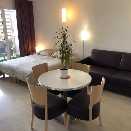 Appart Lourdes 100 M Gare - 4 Places Avec Balcon 10Mn Sanctuaire Exteriör bild