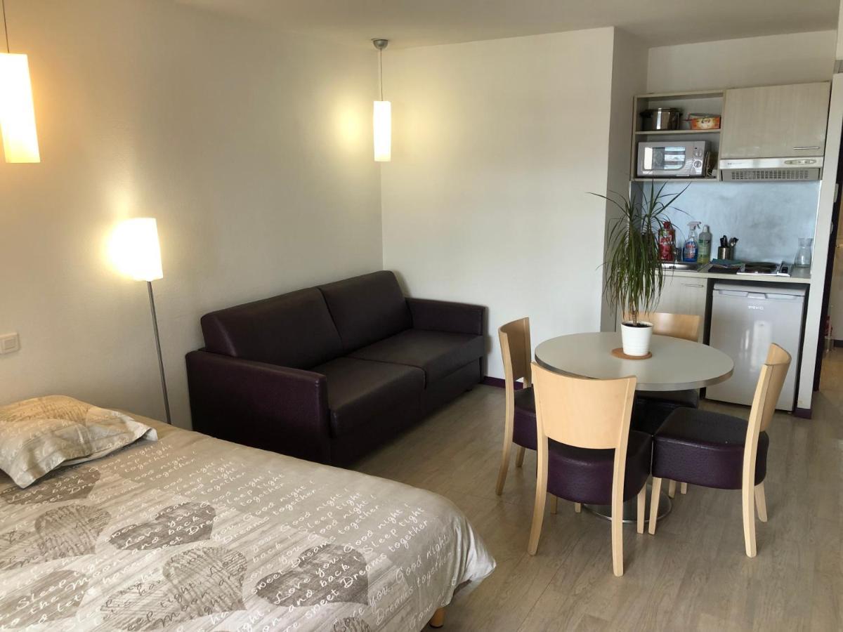 Appart Lourdes 100 M Gare - 4 Places Avec Balcon 10Mn Sanctuaire Exteriör bild