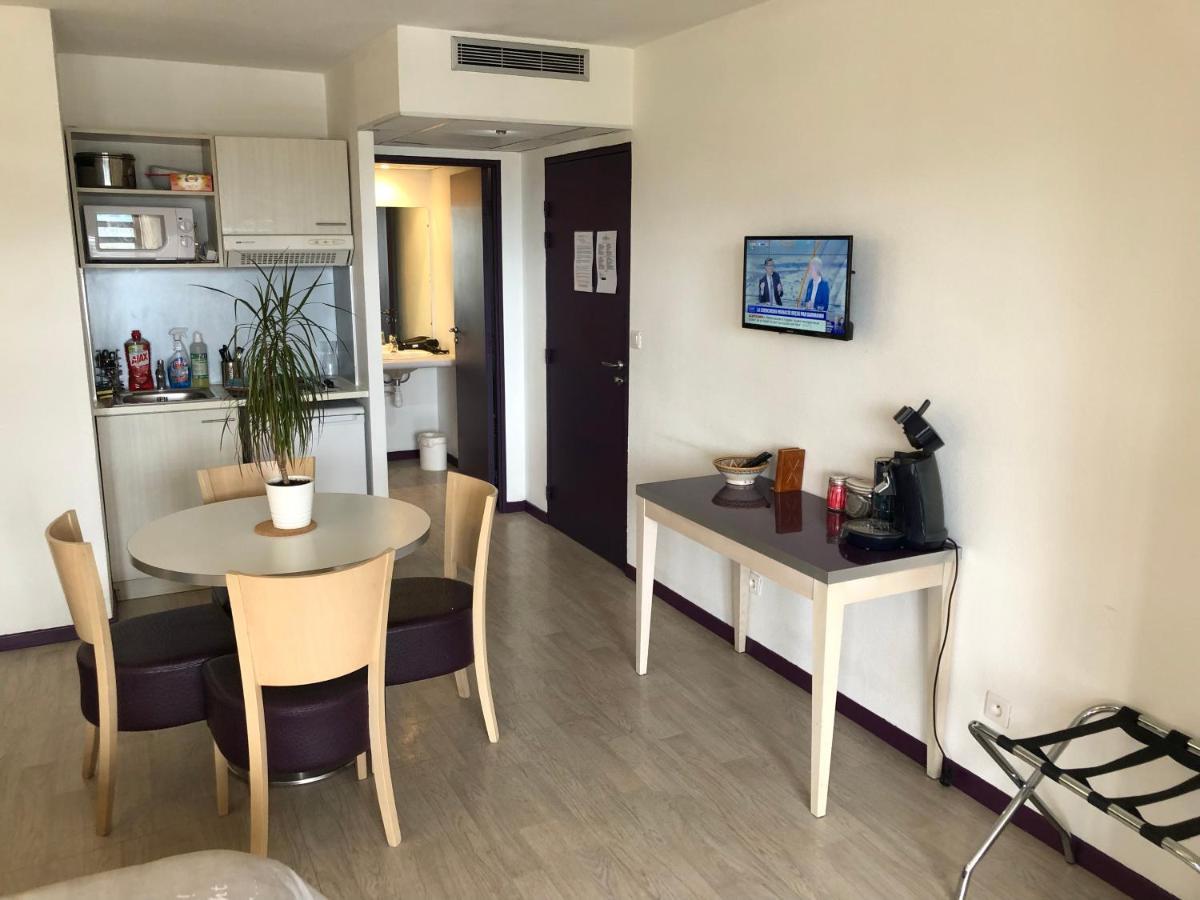 Appart Lourdes 100 M Gare - 4 Places Avec Balcon 10Mn Sanctuaire Exteriör bild
