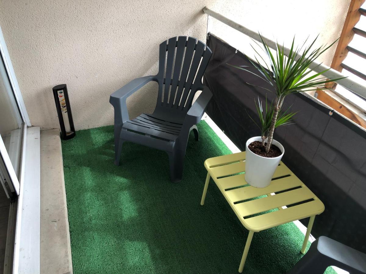 Appart Lourdes 100 M Gare - 4 Places Avec Balcon 10Mn Sanctuaire Exteriör bild